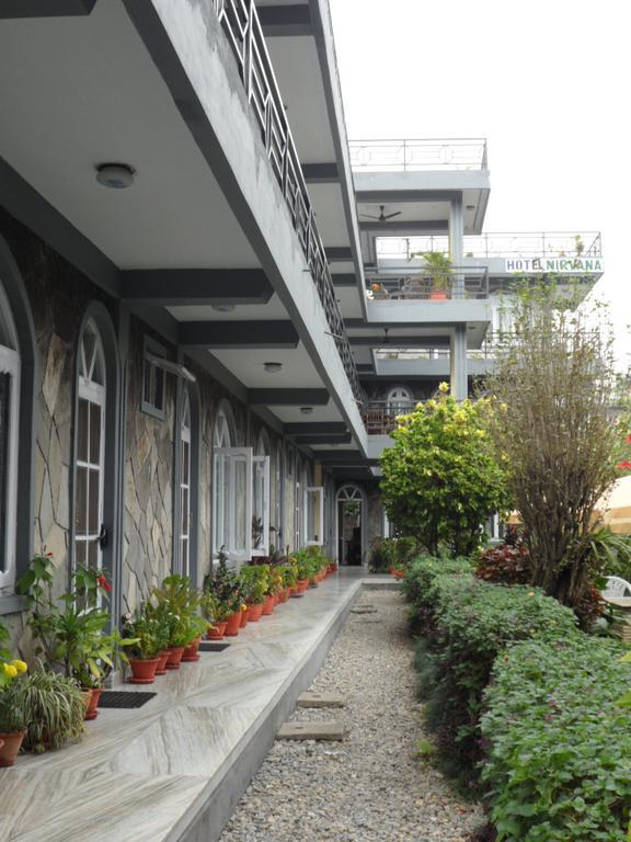 Hotel Nirvana Pokhara Exterior photo