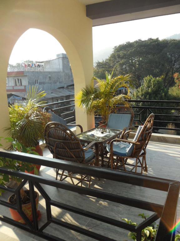 Hotel Nirvana Pokhara Exterior photo