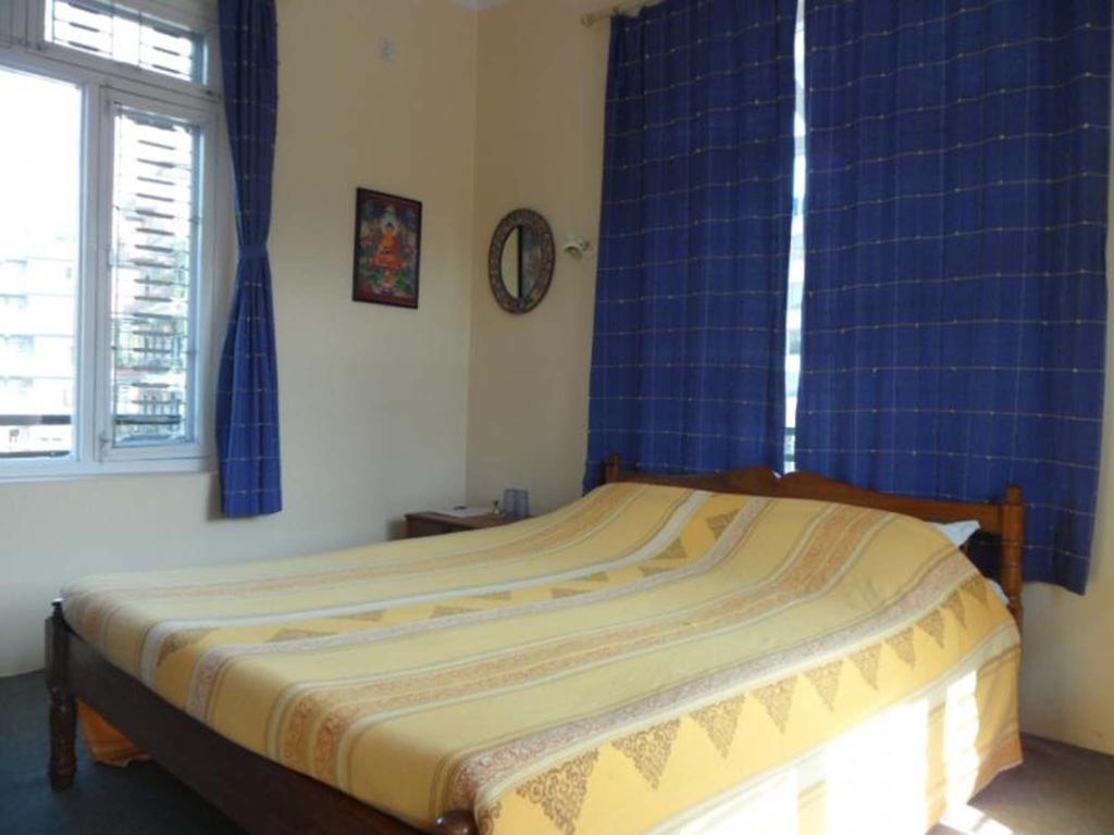 Hotel Nirvana Pokhara Room photo